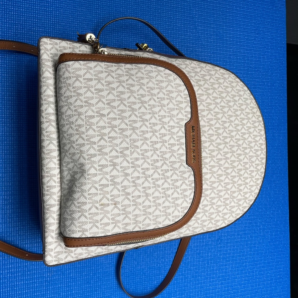 AUTHENTIC Michael Kors Vanilla Jaycee Backpack and Large Jet-Set Wallet